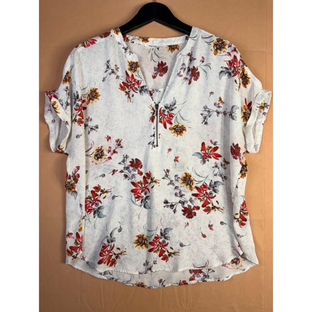 Maurices Women's L Floral Blouse White Red Zip Neck Roll Tab Sleeve Top